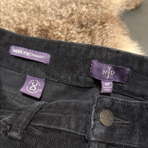 NYDJ MARILYN Straight Leg Black Corduroy Pants Size 4P - Picture 4 of 5